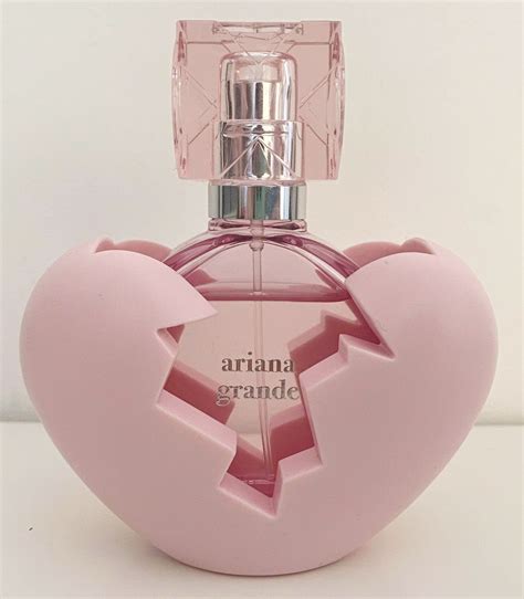 ariana grande scents.